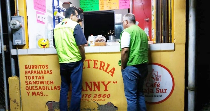 Venta de alimentos en vía pública en Los Cabos se restablecerá hoy viernes: COEPRIS Venta de alimentos en vía pública en Los Cabos se restablecerá hoy viernes: COEPRIS