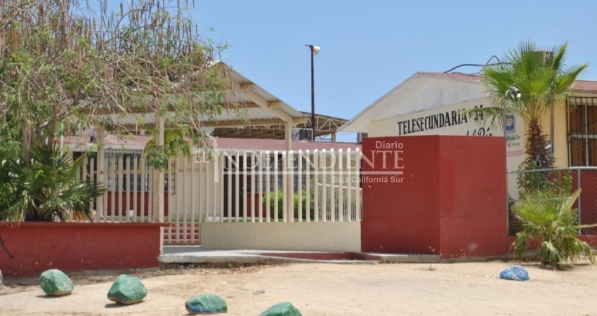 Tras regreso a clases, persisten dudas de padres de familia si sus hijos quedaron o no inscritos en escuelas