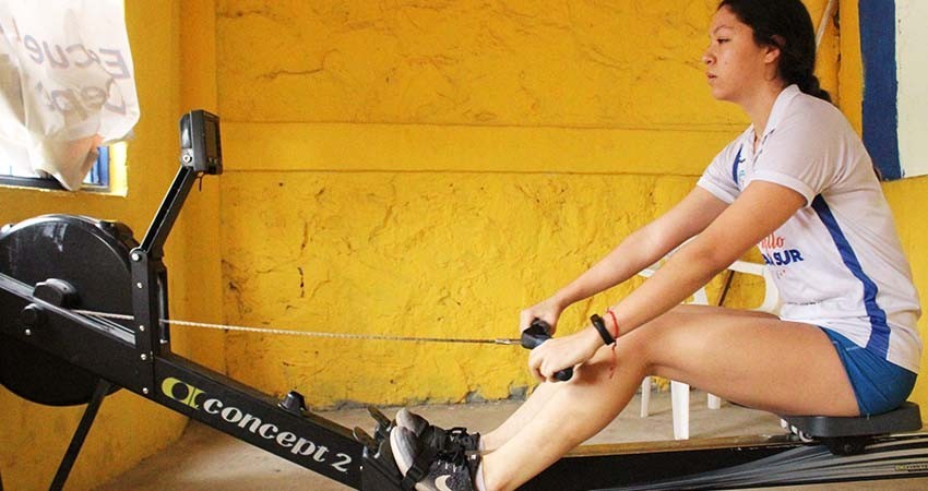 Hará la Sudcaliforniana Lilian Armenta campamento de remo en Europa