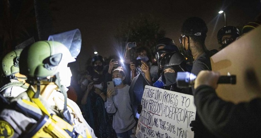 Policías de EU matan a afroamericano en bicicleta