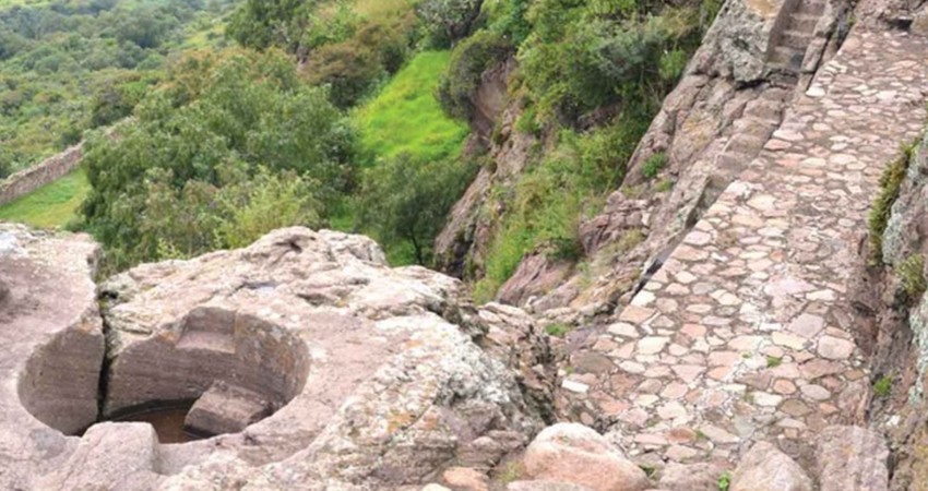 Expertos del INAH trazan rescate del Caño Quebrado