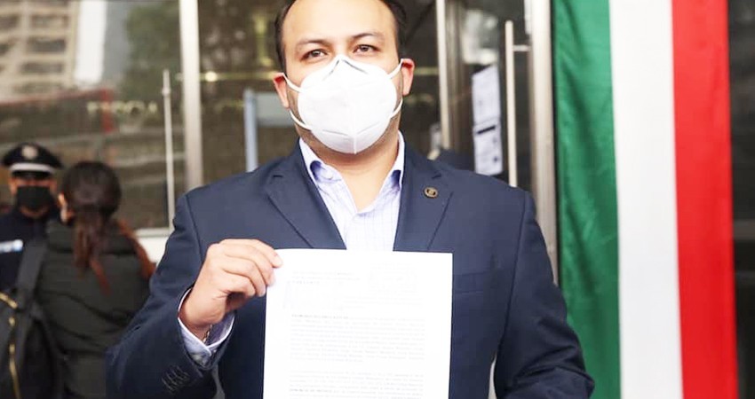 PAN presenta denuncia ante la FGR contra AMLO, López-Gatell y Jorge Alcocer PAN presenta denuncia ante la FGR contra AMLO, López-Gatell y Jorge Alcocer