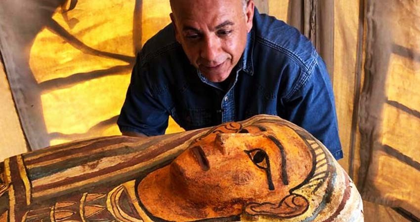 Hallan 14 sarcófagos de unos 2 mil 500 años de antigüedad