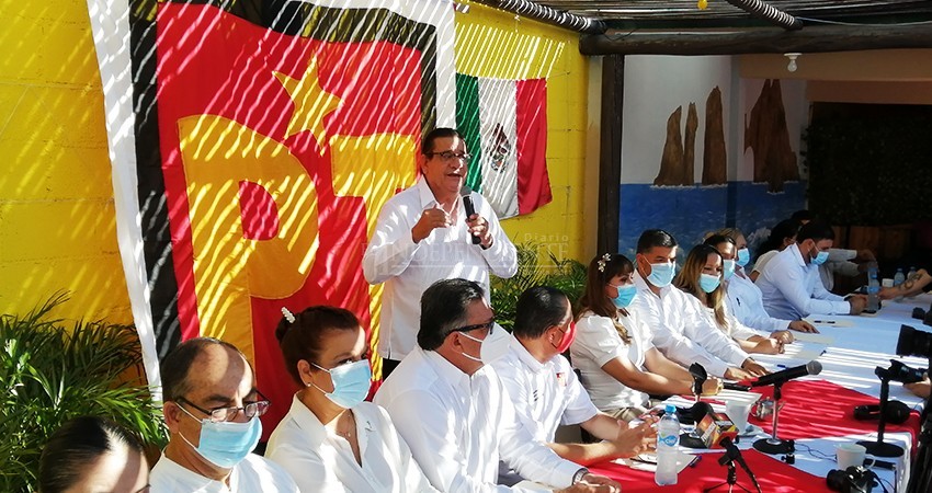 Alfredo Porras y Ernesto Ibarra, los “primeros” en destaparse del PT BCS