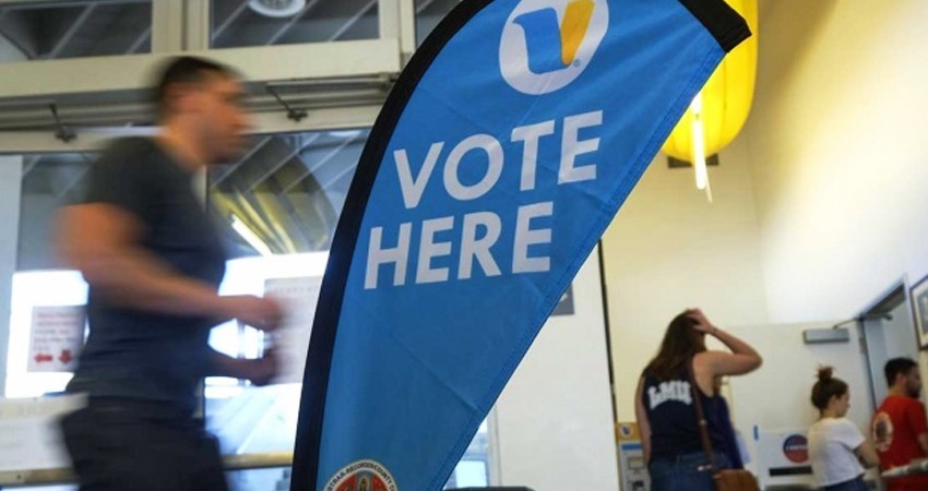 Corte de cable tira sistema de registro de votantes en EU