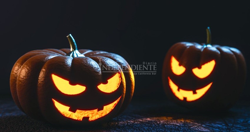 Multas a negocios que violen restricciones en Halloween son de hasta 300 mil pesos