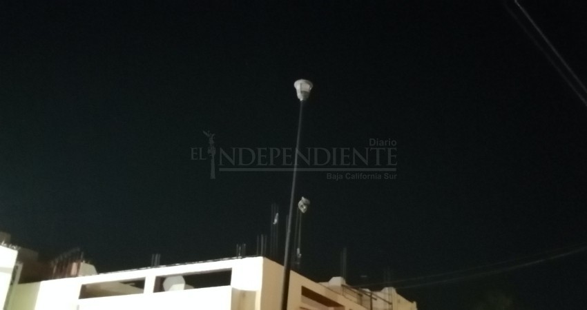 Sin alumbrado público varias colonias de CSL Sin alumbrado público varias colonias de CSL