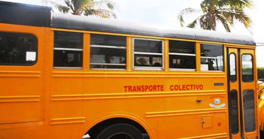 Buscan modificar y abrir nuevas rutas al transporte público de La Paz