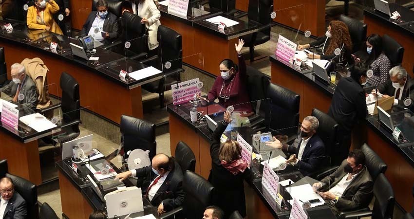 Impugnará el Senado paridad de género en las gubernaturas