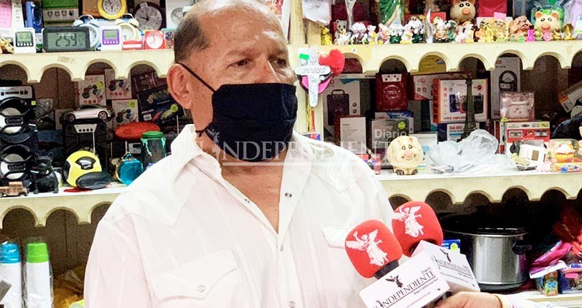 Se perderán 600 empleos tras cancelación del Tianguis Navideño