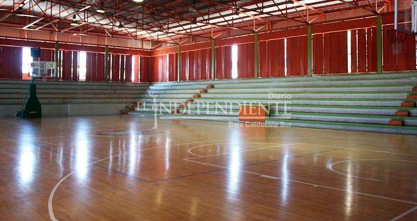 Acusan a Gobierno de BCS de querer "privatizar" cancha Manuel Gómez Jiménez  Acusan a Gobierno de BCS de querer "privatizar" cancha Manuel Gómez Jiménez