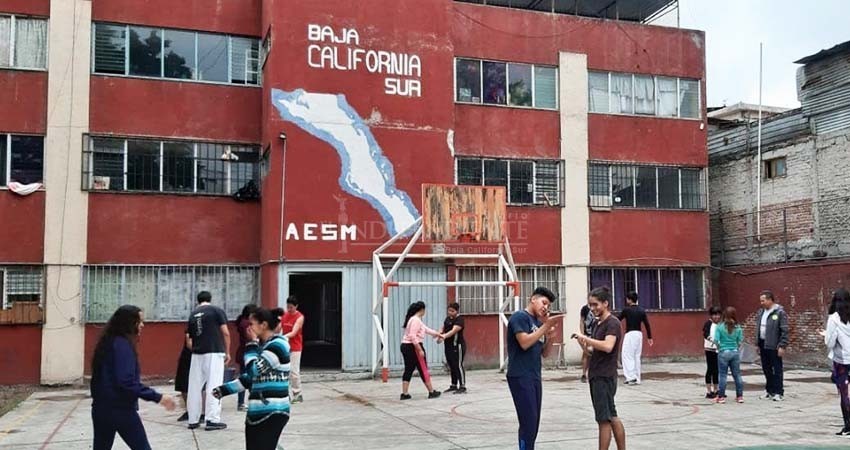 AESM impide remodelación en Casa del Estudiante; Patronato no consultó el proyecto AESM impide remodelación en Casa del Estudiante; Patronato no consultó el proyecto