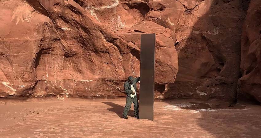 ¿Fueron los extraterrestres? Aparece autor de misteriosos monolitos