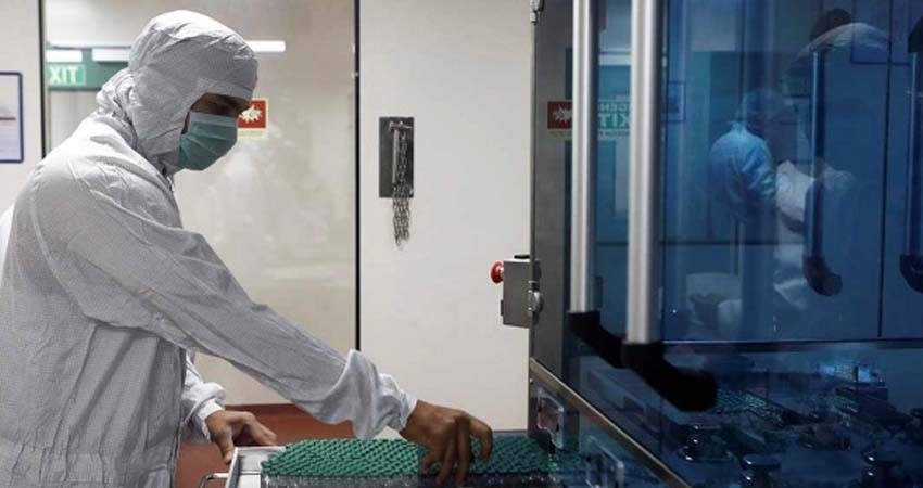 Eficacia de 90% de vacuna AstraZeneca/Oxford requiere más análisis