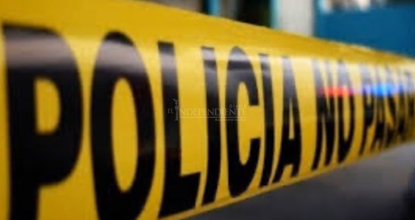 Encuentran a hombre con disparo en la frente