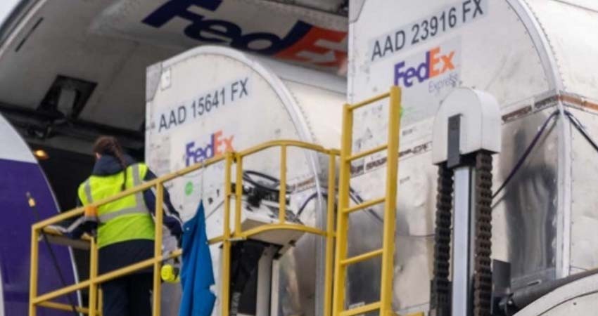 Inicia distribución en EU de vacuna de Moderna Inicia distribución en EU de vacuna de Moderna