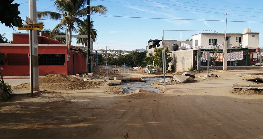 Ahorcada la colonia 4 de Marzo por obras del OOMSAPAS Ahorcada la colonia 4 de Marzo por obras del OOMSAPAS