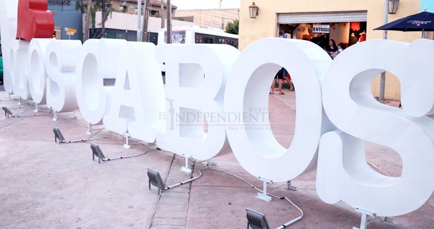 Descontentos habitantes de CSL por la colocación de letras monumentales