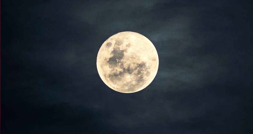 Encuentran más de 100 mil nuevos cráteres de impacto en la Luna Encuentran más de 100 mil nuevos cráteres de impacto en la Luna
