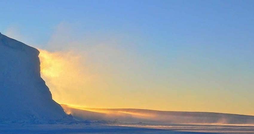 Se registra fuerte sismo de magnitud 7 en la Antártida; evacuan zona