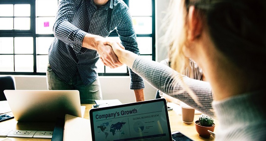 Profesionistas de BCS, entre los mejor pagados del país: STPS