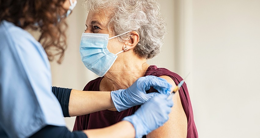 Más de 15 mil adultos mayores están confirmados para vacuna contra Covid en BCS