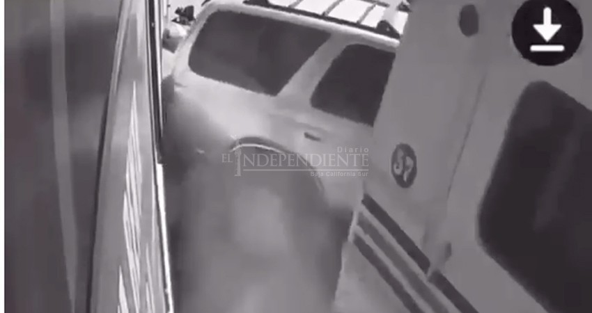 Un buen susto y daños materiales deja accidente de transporte público en CSL Un buen susto y daños materiales deja accidente de transporte público en CSL