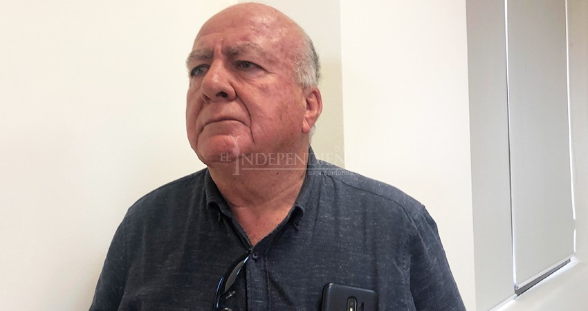 De nueva cuenta captan en video a Ricardo Davis discutiendo, ahora con un afiliado a Canacintra