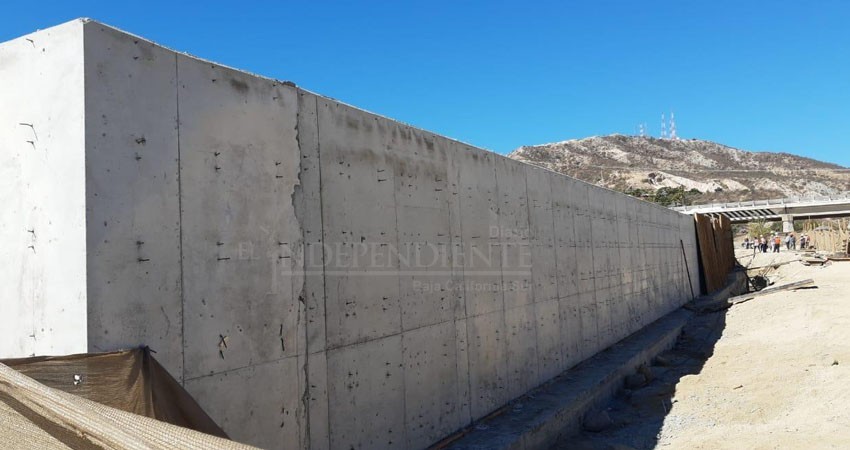 Sociedad se organiza para ir contra el muro en Costa Azul