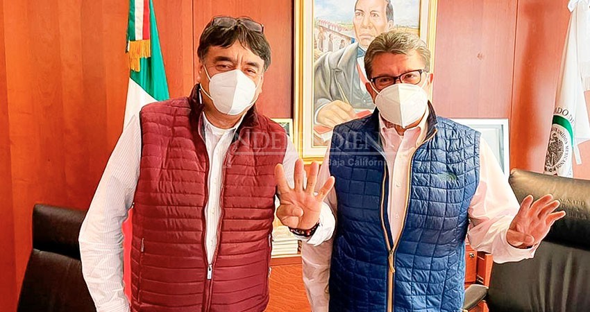 Espaldarazo de Ricardo Monreal a Óscar Leggs Espaldarazo de Ricardo Monreal a Óscar Leggs