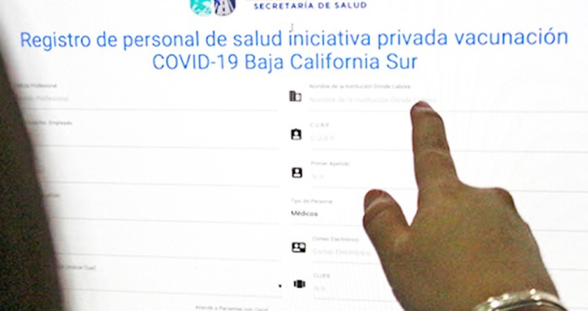 Inicia aplicación de vacunas a todo el personal de salud en BCS