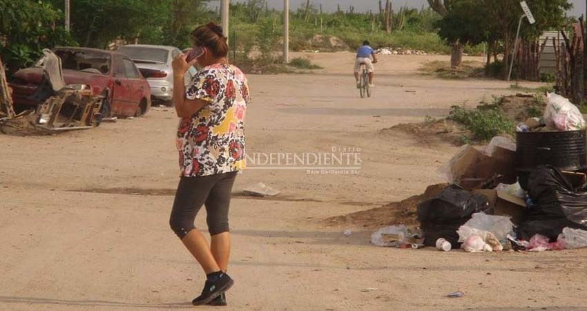 Exigen habitantes de la colonia La Pasión alumbrado público y drenaje