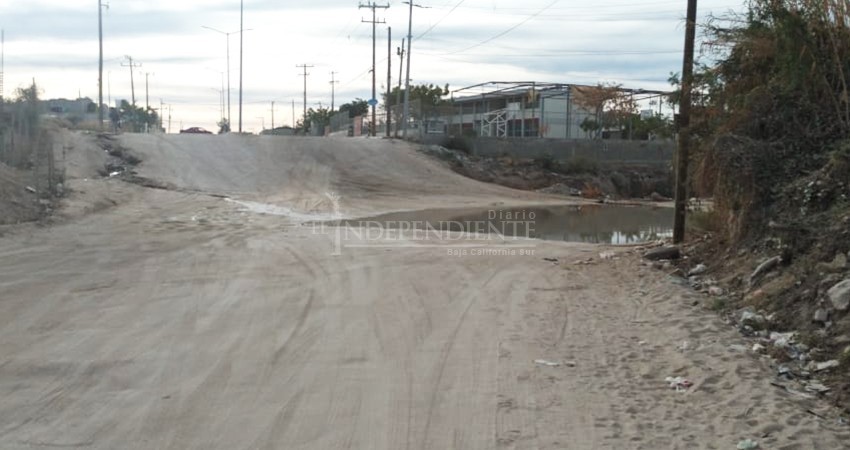 Sin agua potable, pero con lagunas de aguas negras, denuncian vecinos de CSL Sin agua potable, pero con lagunas de aguas negras, denuncian vecinos de CSL