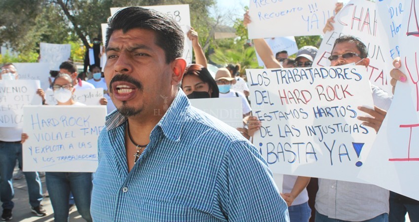 Sindicato del Hard Rock Hotel irrumpe en la Junta de Conciliación y Arbitraje