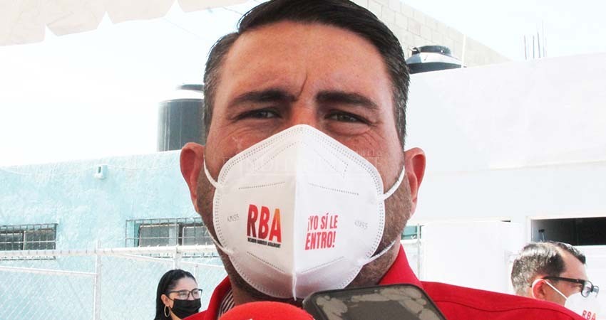 “Me equivoqué” al votar a favor del aumento del IVA: Ricardo Barroso