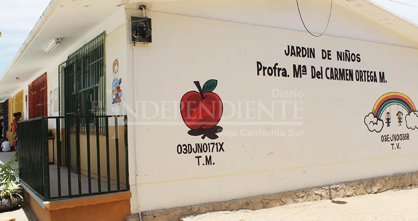 Para el regreso a clases deben ser vacunados todos los maestros y maestras: SEP