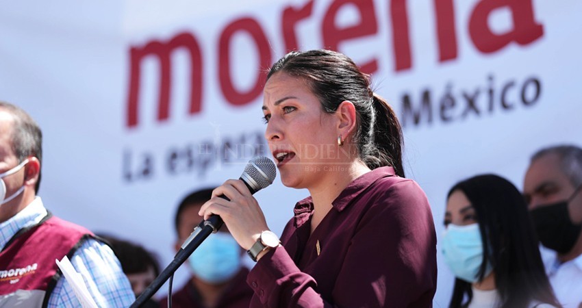 “Soy mujer, madre, trabajadora y feminista”: Milena Quiroga en su registro por la alcaldía de La Paz