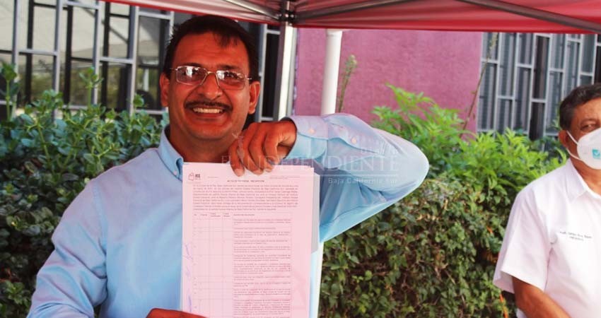 Nueva Alianza presenta a su candidato a gobernador: Gabriel Leyva Nueva Alianza presenta a su candidato a gobernador: Gabriel Leyva