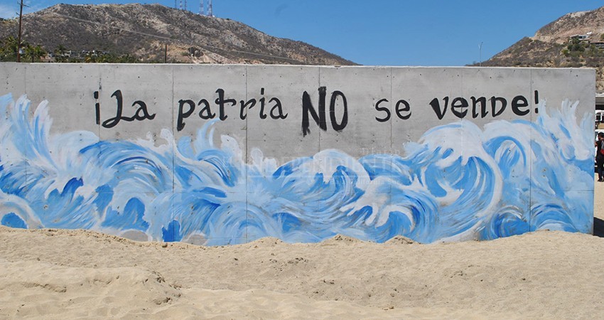 Solicitan que muro en Costa Azul sea demolido antes del inicio de la temporada ciclónica