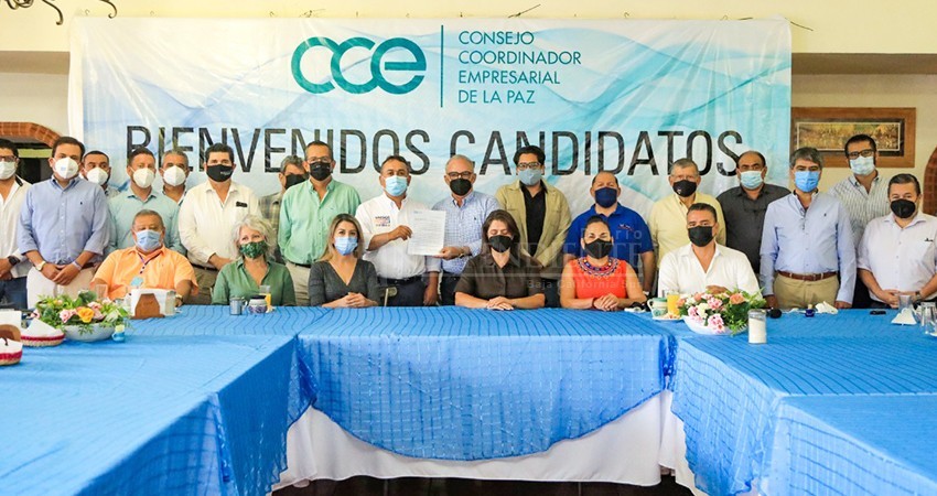 Ofrece Pelayo trabajo en coordinación con empresarios para reactivar economía Ofrece Pelayo trabajo en coordinación con empresarios para reactivar economía