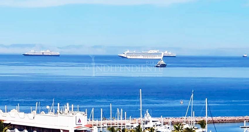 Convocan a la población a manifestarse contra megacruceros en la bahía de La Paz