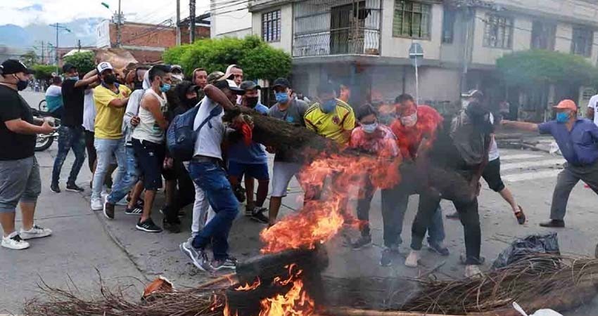 ¿Por qué hay protestas en Colombia? Esta es la razón ¿Por qué hay protestas en Colombia? Esta es la razón