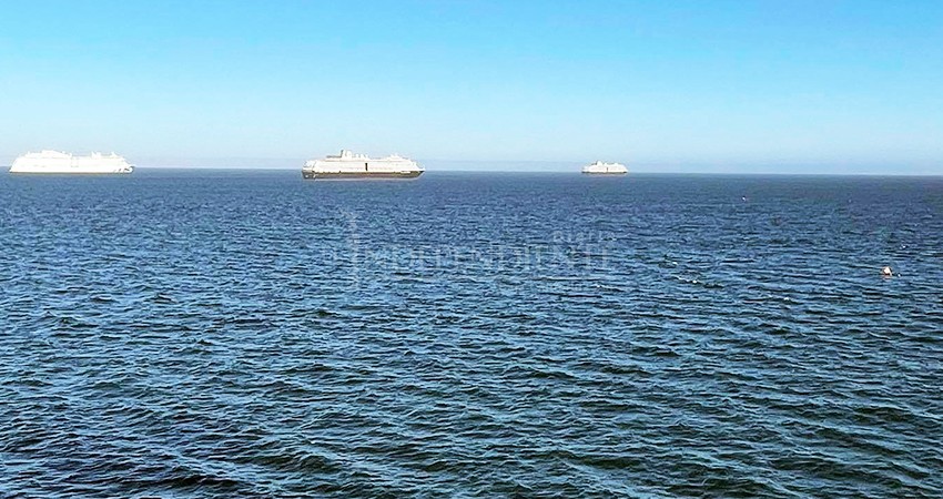Compañía de cruceros fondeada en La Paz fue multada con 40 mdd por contaminar en Miami Compañía de cruceros fondeada en La Paz fue multada con 40 mdd por contaminar en Miami