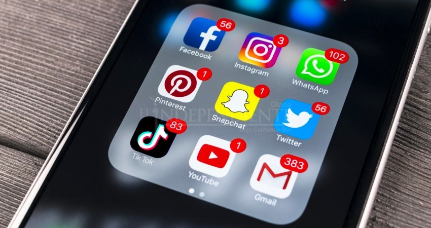 Niña de 13 años se fugó de casa para reunirse con desconocidos que conoció en redes sociales Niña de 13 años se fugó de casa para reunirse con desconocidos que conoció en redes sociales