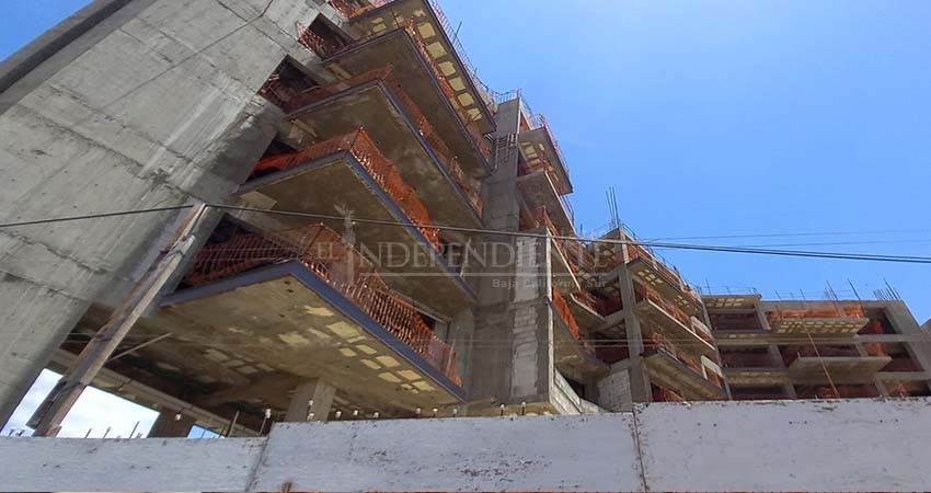 Denuncian hoteleros construcción Ilegal en El Médano Denuncian hoteleros construcción Ilegal en El Médano