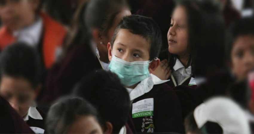 Es imperativo retornar a clases y evaluar a alumnos Es imperativo retornar a clases y evaluar a alumnos