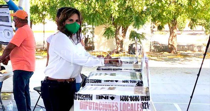 “Mi lucha es por todas las mujeres” asegura Armida Castro tras emitir su voto