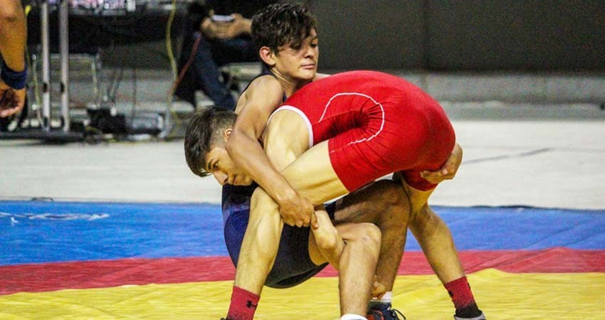 Salen luchadores Sudcalifornianos por la confirmación a nacionales CONADE Salen luchadores Sudcalifornianos por la confirmación a nacionales CONADE