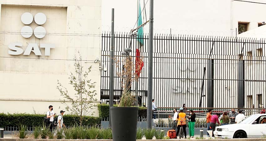 La mitad del hoyo fiscal, de grandes contribuyentes: SAT La mitad del hoyo fiscal, de grandes contribuyentes: SAT