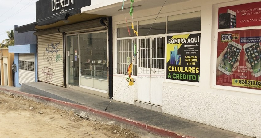 “O morimos de Covid o morimos de hambre”: pequeños negocios se niegan a cerrar “O morimos de Covid o morimos de hambre”: pequeños negocios se niegan a cerrar